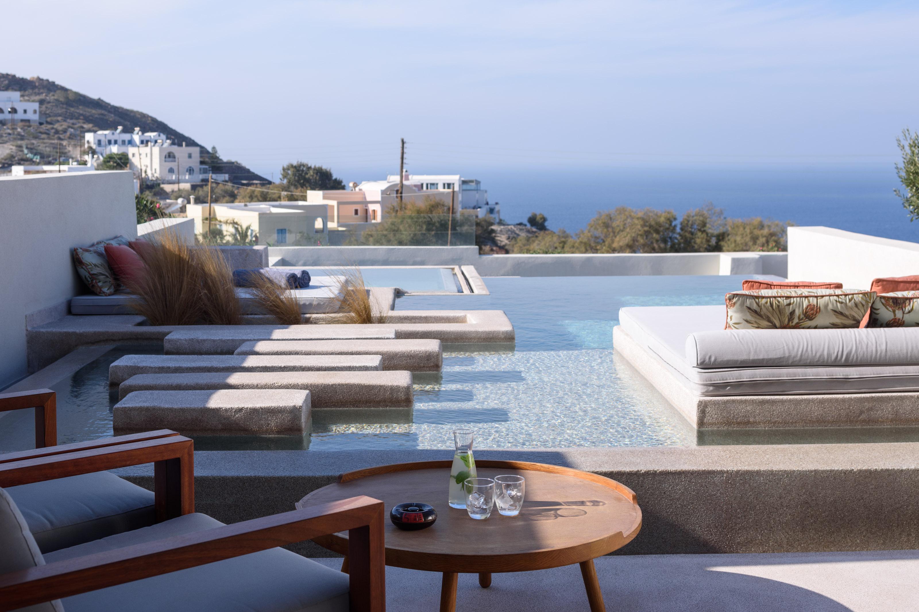 Potnia Theron Suites Akrotírion Dış mekan fotoğraf