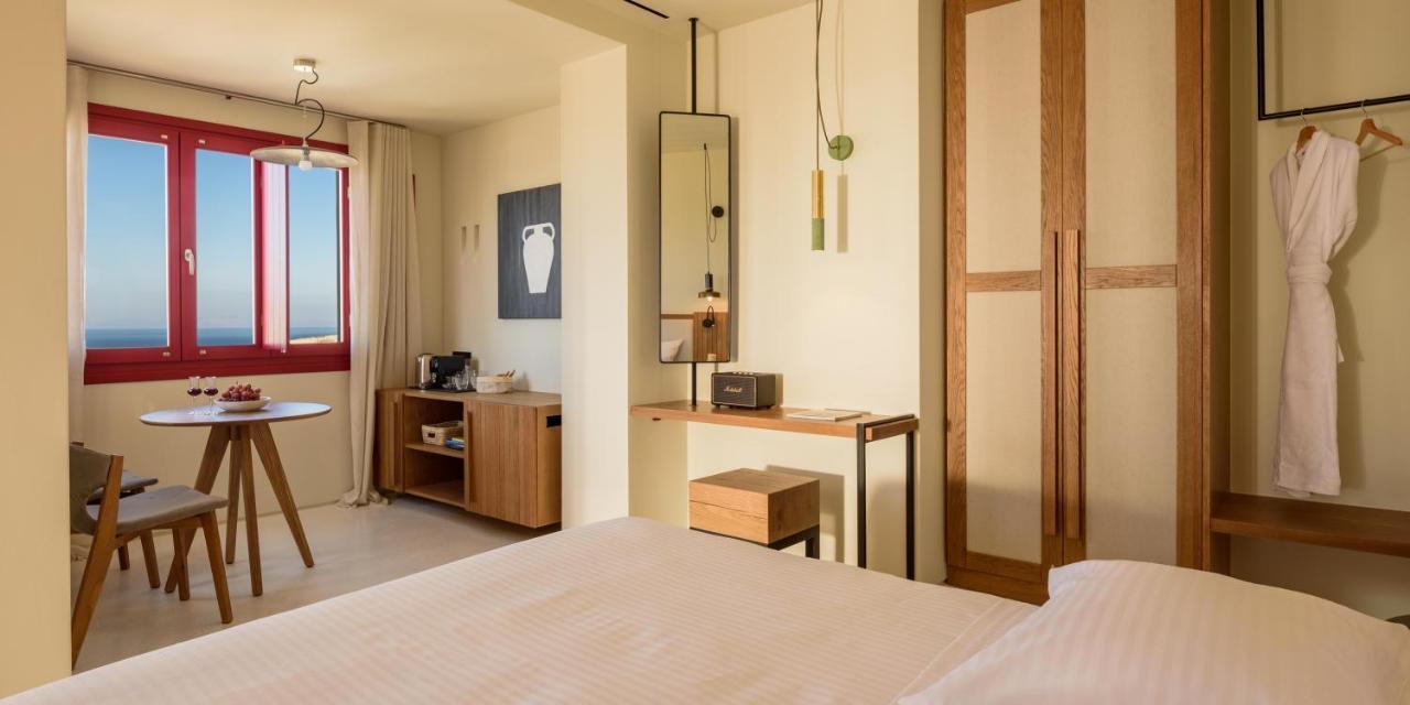 Potnia Theron Suites Akrotírion Dış mekan fotoğraf