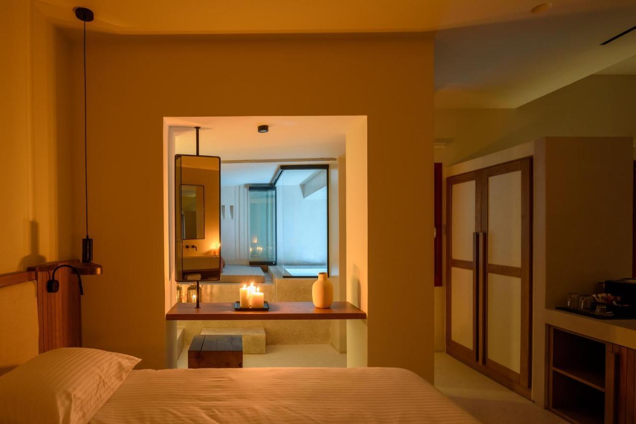 Potnia Theron Suites Akrotírion Dış mekan fotoğraf