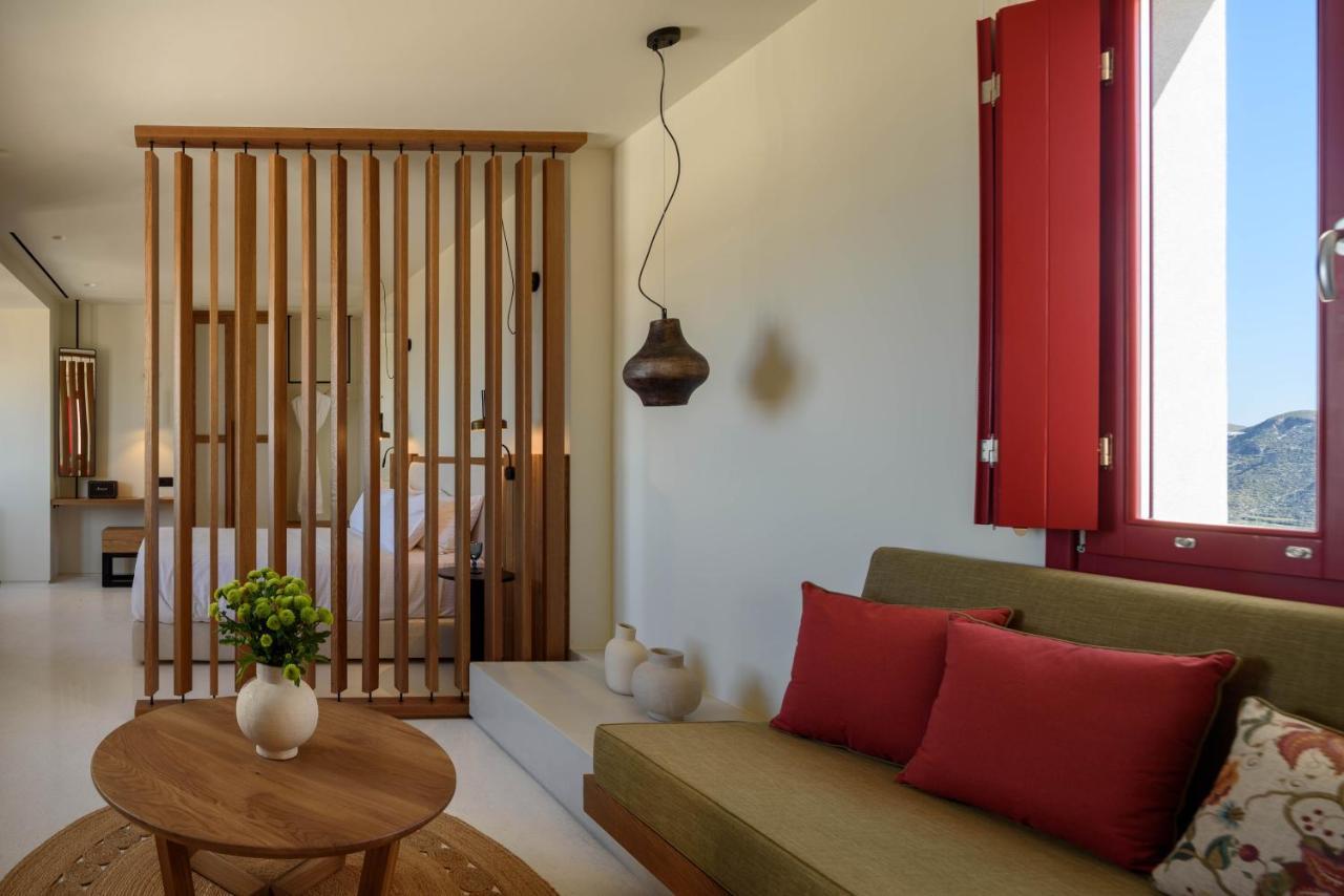 Potnia Theron Suites Akrotírion Dış mekan fotoğraf